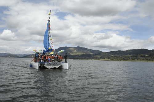 catamaran velero en guatavita